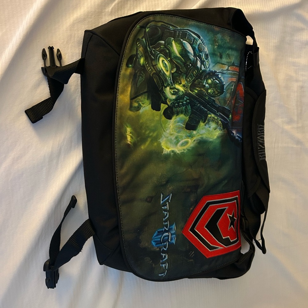 Razer StarCraft II Ghost Messenger Bag Laptop 15” Black Rare New